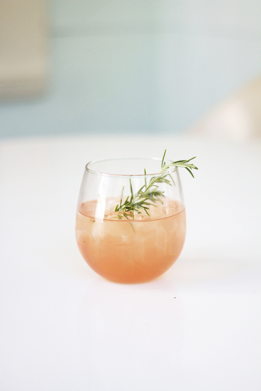 Solveig Gin with Rosemary and Grapefruit