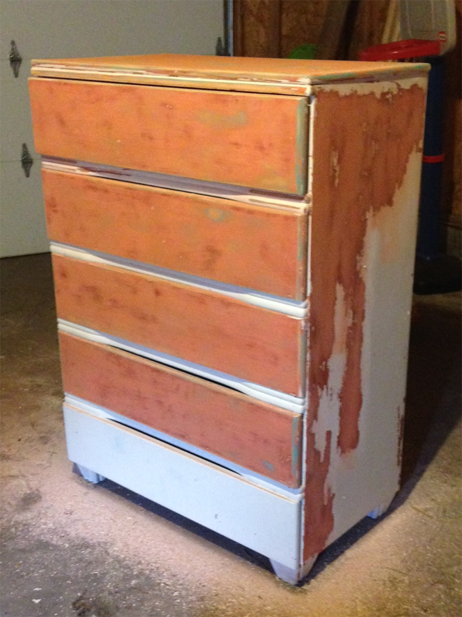 BEFORE : Vintage Makeover : Blush Painted Chest of Drawers