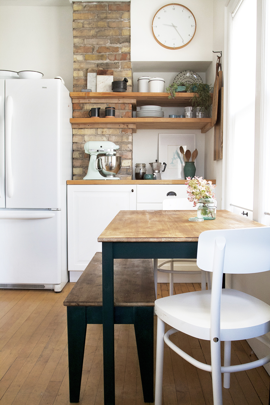 Table and Bench Makeover using Amy Howard at Home paints and waxes