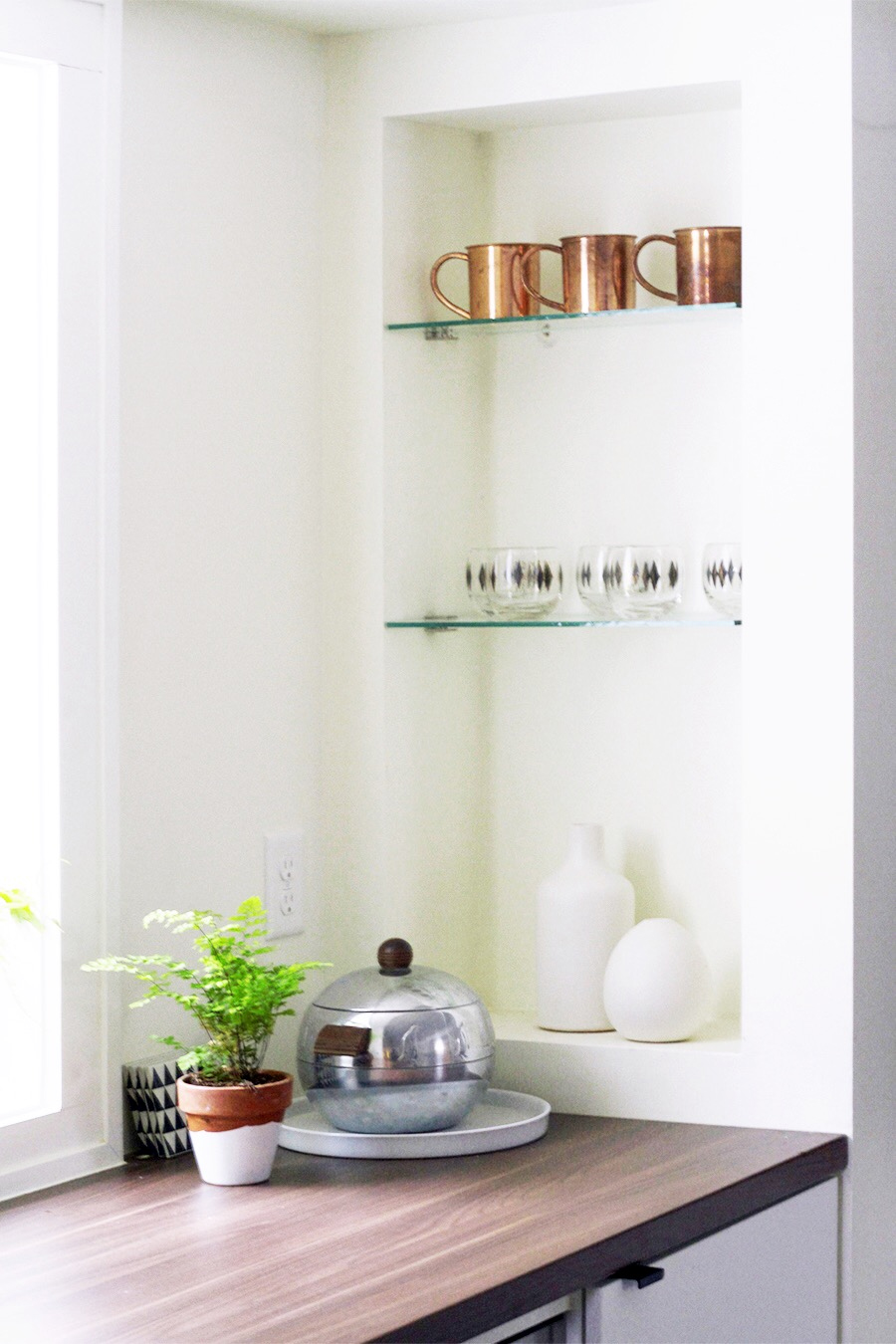 Glassware Niche