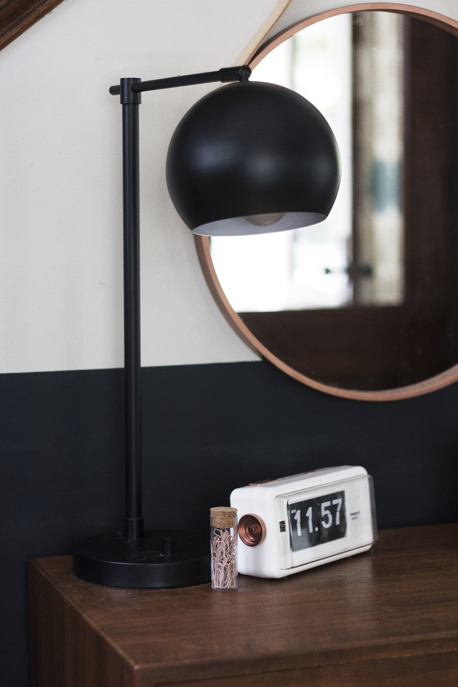 DIY Round Leather Strap Mirror in Copper