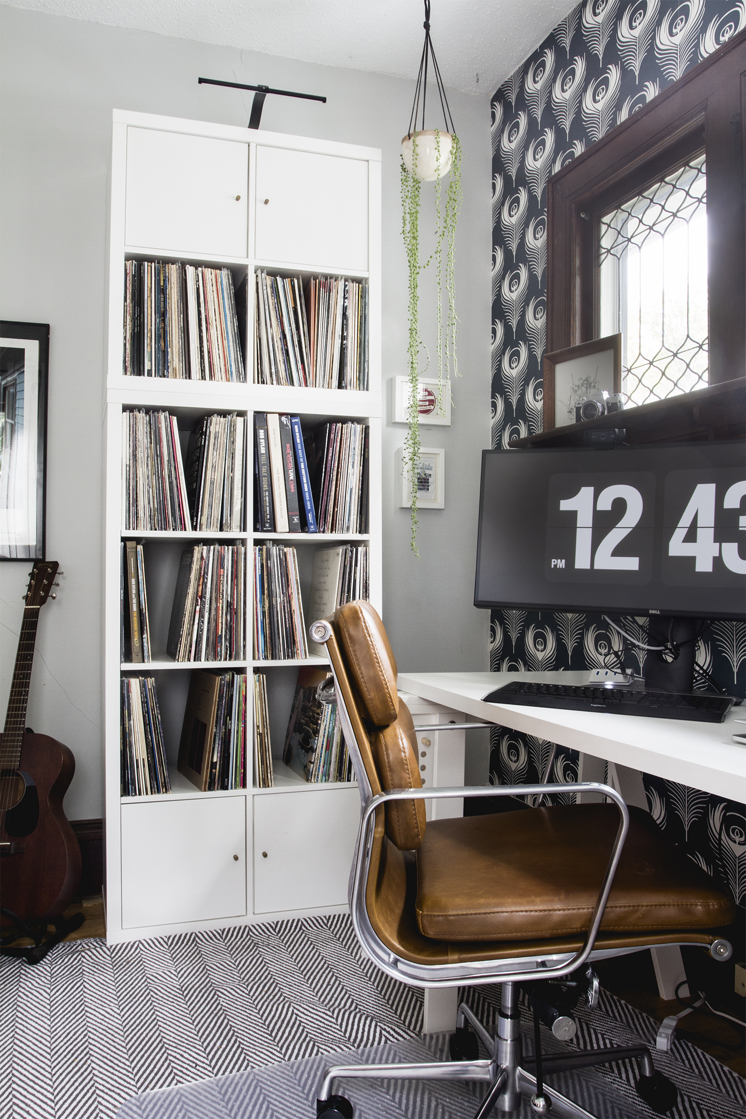 Sources : Office // Music Room