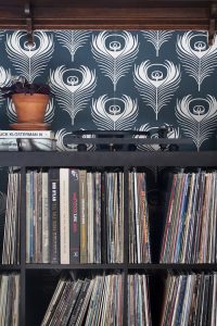 Adding Record Stops to Basic Ikea Shelving